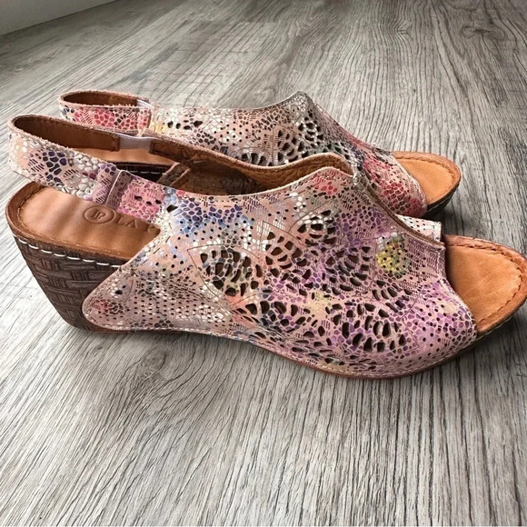 La Pinta Watercolor Wooden Cork-Bottom‎ Wedges - Picture 6 of 9